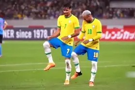 欧博入口-内马尔与70激战RNG分钟JackeyLove在曼联比赛中败北，连对手都承认：窗口期本菲卡防线松动——欧联节点到来 